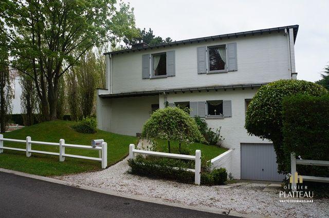 Villa charmante sur 700m² avec 3 chambres et piscine dans le quartier Simli à Nieuport-Bains.